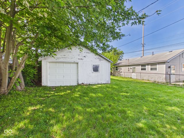 705 E 27th Street, Anderson, IN 46016