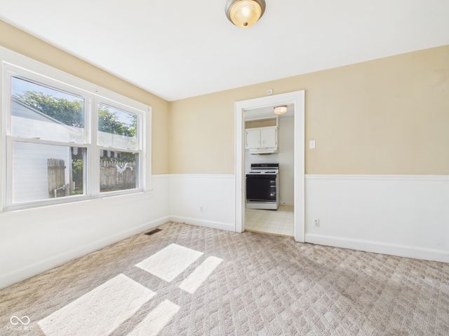 705 E 27th Street, Anderson, IN 46016