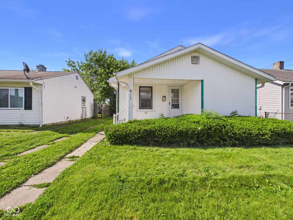705 E 27th Street, Anderson, IN 46016