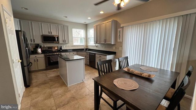 415 STOCKTON LOOP, Williamstown, NJ 08094