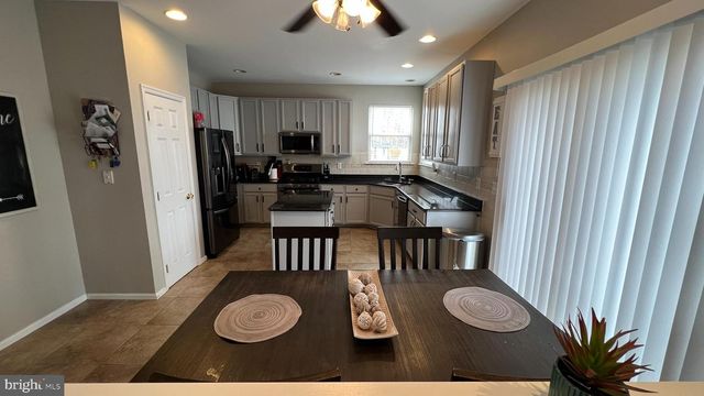 415 STOCKTON LOOP, Williamstown, NJ 08094