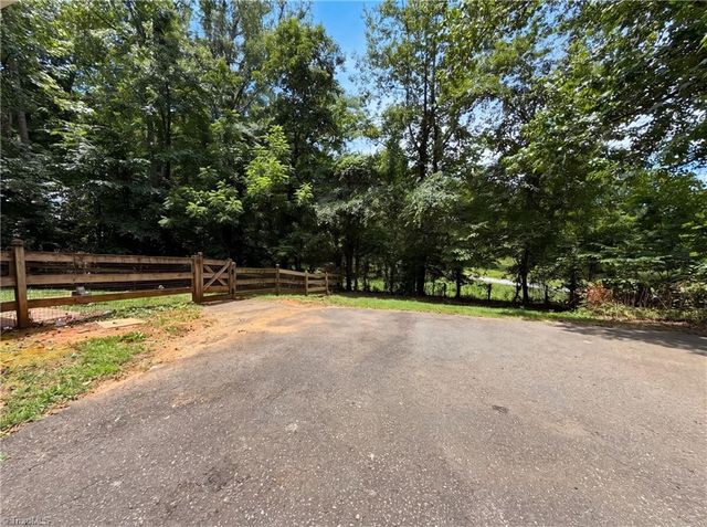 7850 Beech Forest Road, Lewisville, NC 27023