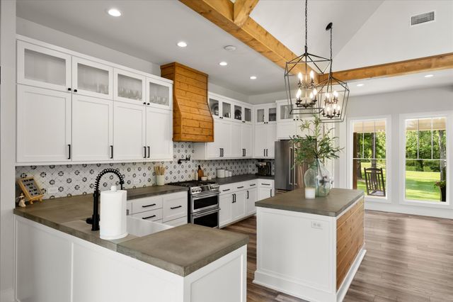 216 Beaver Creek Run, Texarkana, TX 75501