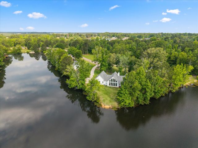 216 Beaver Creek Run, Texarkana, TX 75501