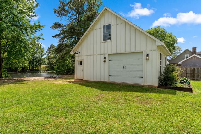 216 Beaver Creek Run, Texarkana, TX 75501