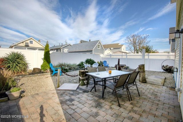 30 Stockton Avenue, Seaside Park, NJ 08752
