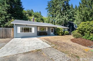 4708 Alameda Avenue W, University Place, WA 98466