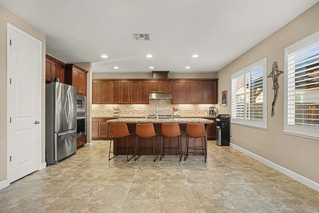 527 Stratford Way, Brentwood, CA 94513