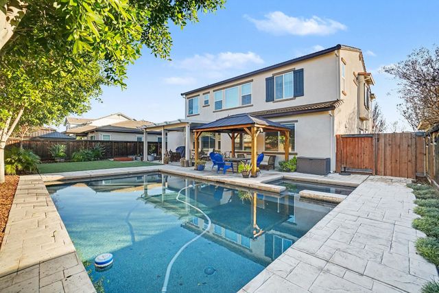 527 Stratford Way, Brentwood, CA 94513