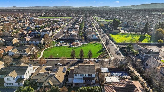 527 Stratford Way, Brentwood, CA 94513