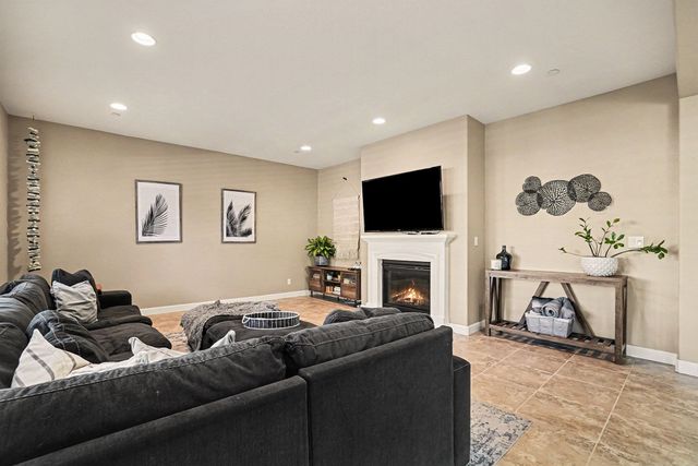 527 Stratford Way, Brentwood, CA 94513