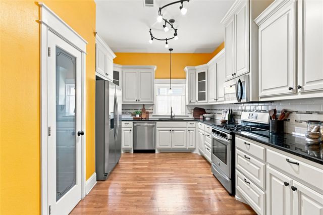 1604 Washington Avenue, Fort Worth, TX 76104