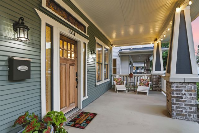 1604 Washington Avenue, Fort Worth, TX 76104