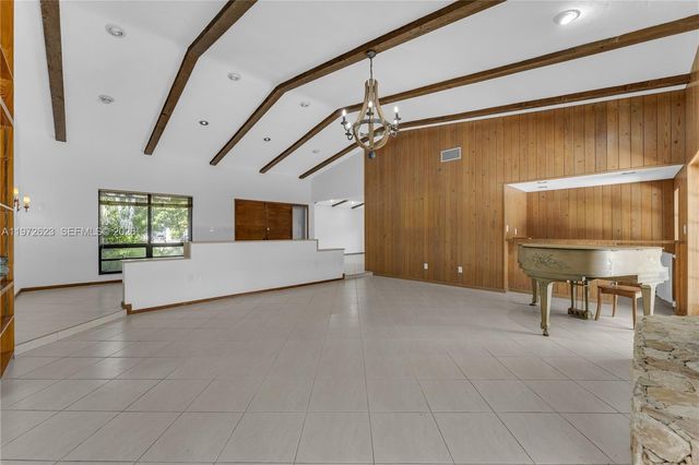 15305 SW 74th Ct, Palmetto Bay, FL 33157