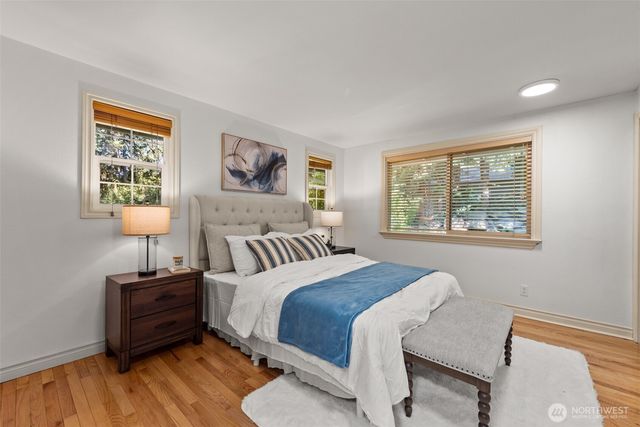 8215 172nd Avenue NE, Redmond, WA 98052