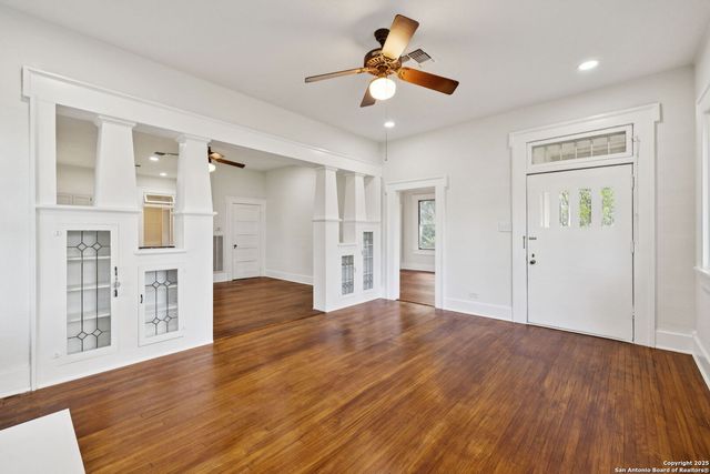 233 May Street, Castroville, TX 78009