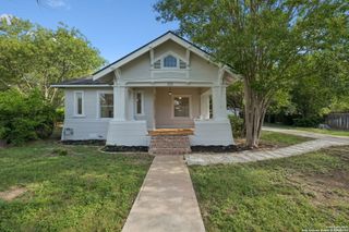 233 May Street, Castroville, TX 78009