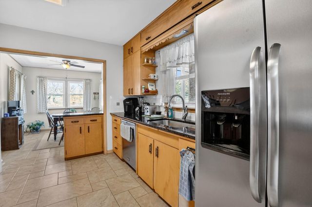 801 W 14th Street, Cedar Falls, IA 50613