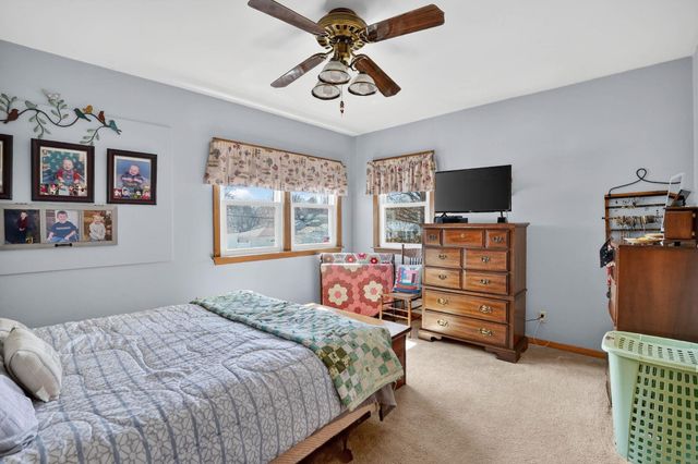 801 W 14th Street, Cedar Falls, IA 50613