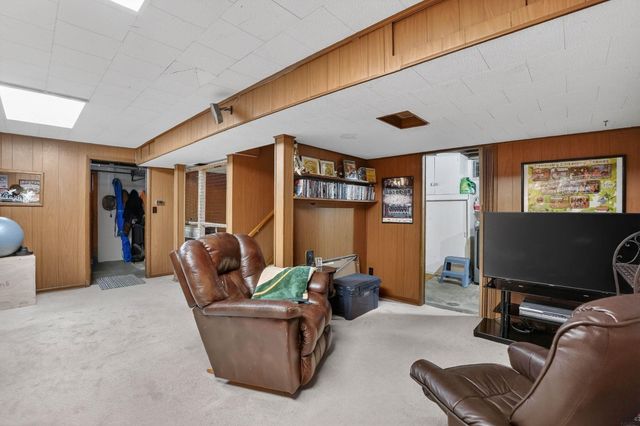 801 W 14th Street, Cedar Falls, IA 50613