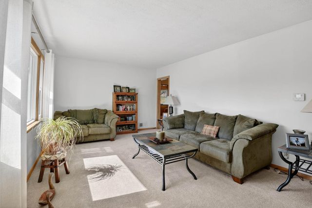 801 W 14th Street, Cedar Falls, IA 50613