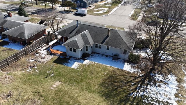 801 W 14th Street, Cedar Falls, IA 50613