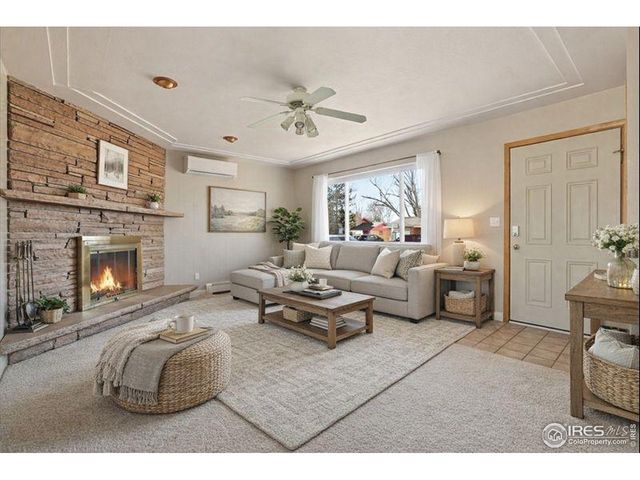 1848 Collyer St, Longmont, CO 80501