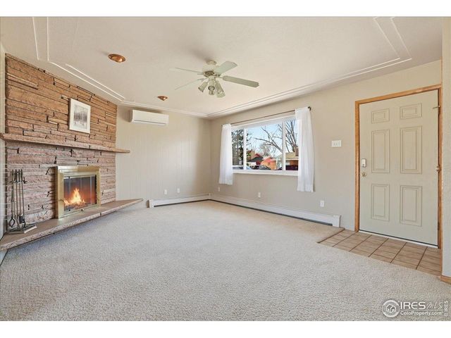 1848 Collyer St, Longmont, CO 80501