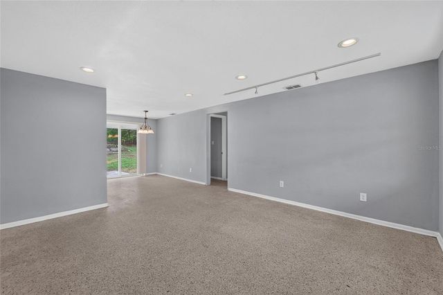 506 SHAMROCK ROAD, Brandon, FL 33511