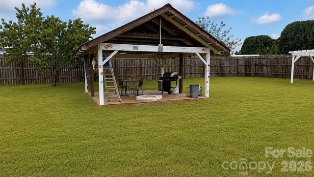 1868 Ellick Drive, Newton, NC 28658