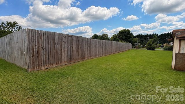 1868 Ellick Drive, Newton, NC 28658