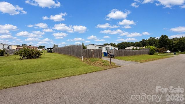 1868 Ellick Drive, Newton, NC 28658