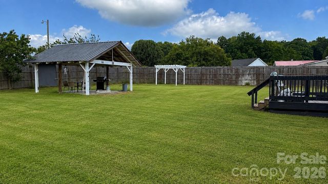 1868 Ellick Drive, Newton, NC 28658