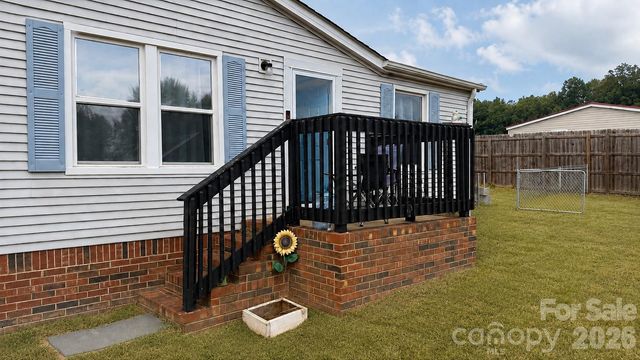1868 Ellick Drive, Newton, NC 28658