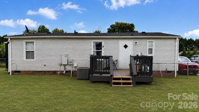 1868 Ellick Drive, Newton, NC 28658