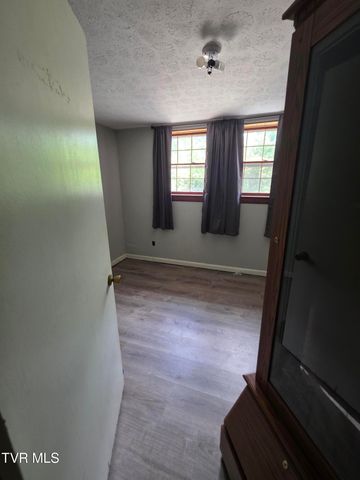 829 Julip Drive, Kingsport, TN 37663