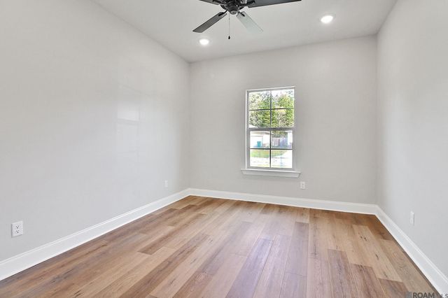 22795 Lafourche Ln, Denham Springs, LA 70726