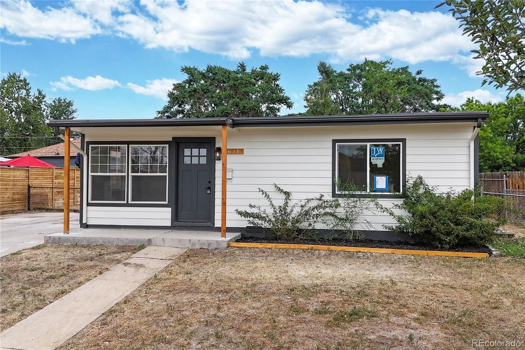 1631 W Hoye Place, Denver, CO 80223
