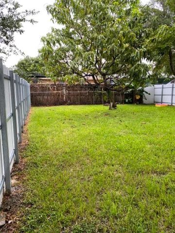 18951 SW 113TH Place, Miami, FL 33157