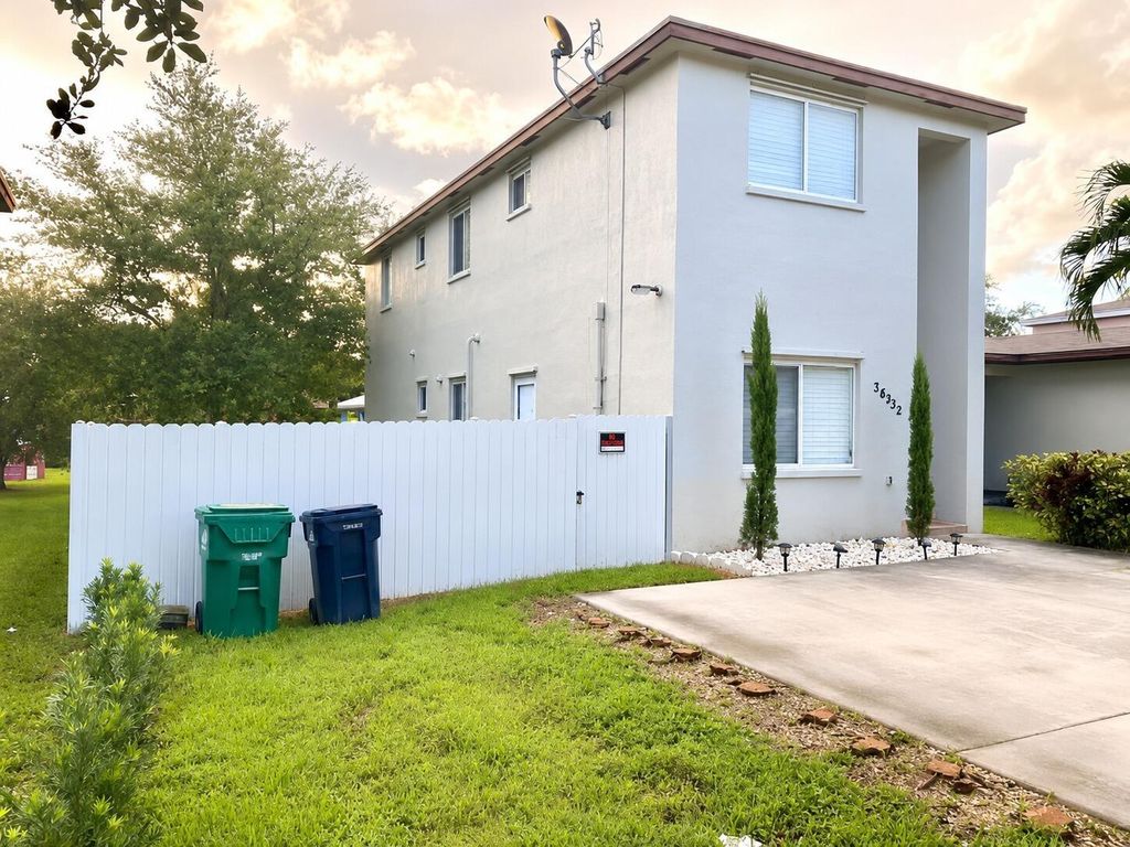 18951 SW 113TH Place, Miami, FL 33157