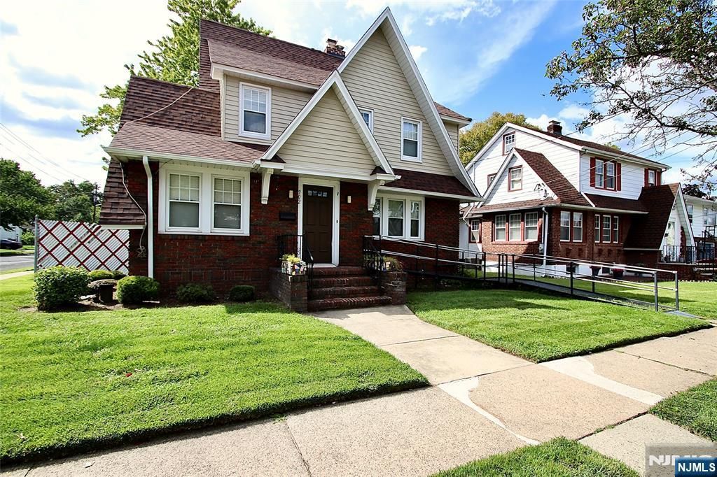 9-02 12th Street, Fair Lawn, NJ 07410