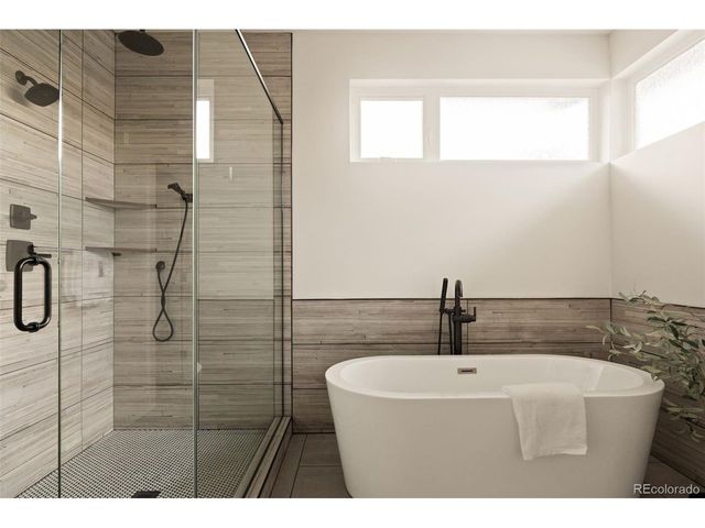 1179 S Jackson St, Denver, CO 80210