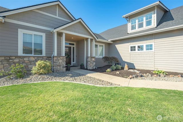 826 Autumn Crest Drive, Wenatchee, WA 98801