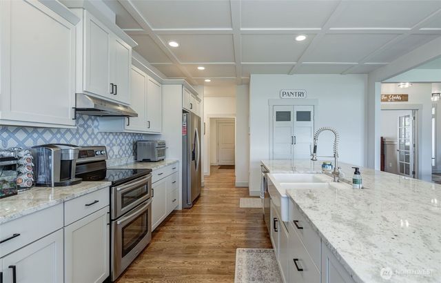 826 Autumn Crest Drive, Wenatchee, WA 98801