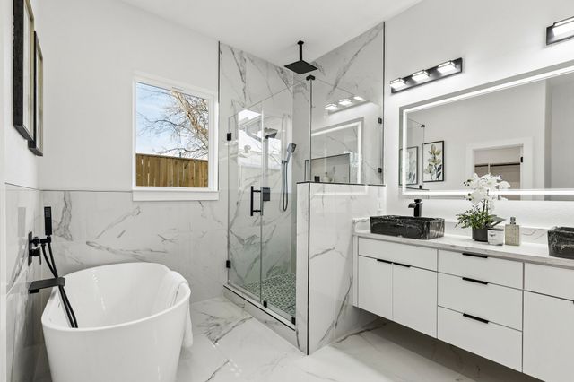 3510 Navaro Street, Dallas, TX 75212