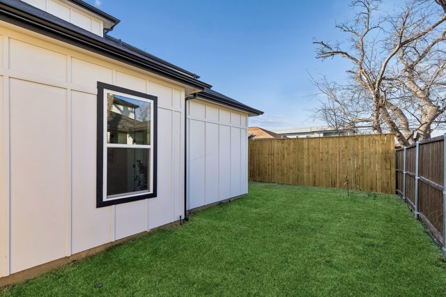 3510 Navaro Street, Dallas, TX 75212