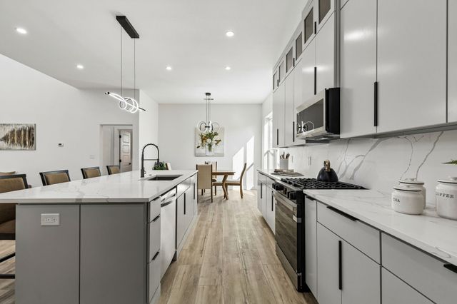 3510 Navaro Street, Dallas, TX 75212