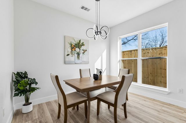 3510 Navaro Street, Dallas, TX 75212