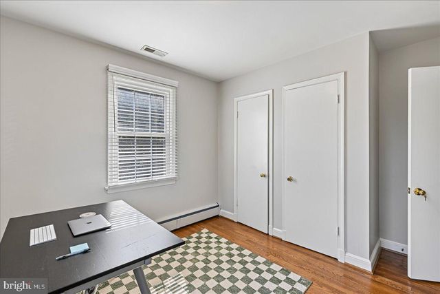 6112 FOX HILL ST, Springfield, VA 22150