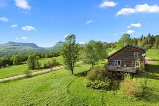 2354 East Ridge Road, Sutton, VT 05871